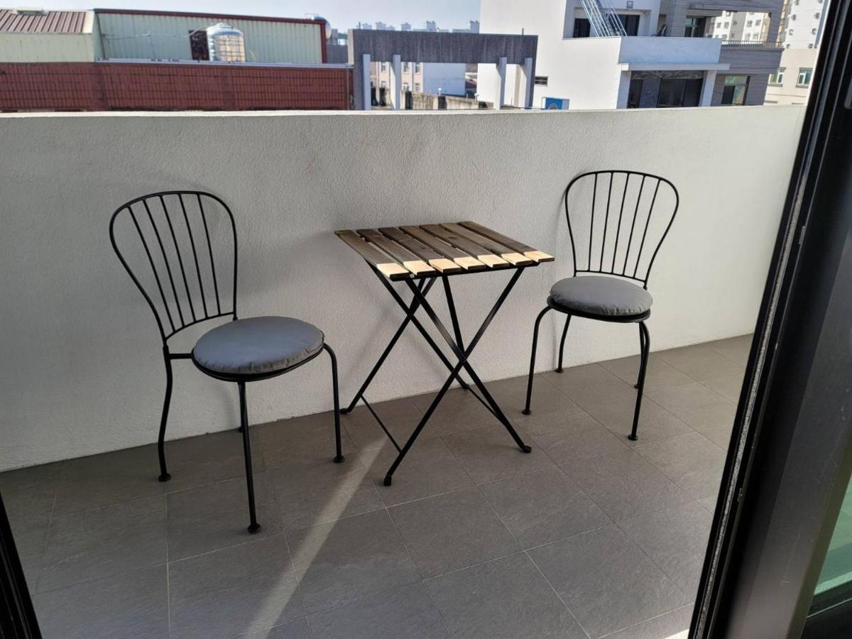 Kyushu Homestay Tainan Luaran gambar